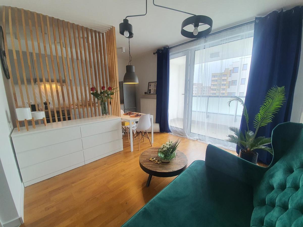 Apartament Przy Metro 华沙 外观 照片